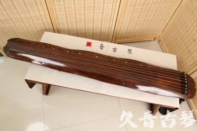 怒江傈僳族自治州●久音古琴  ●今日推荐  20240321【收藏级断纹小蕉叶】
